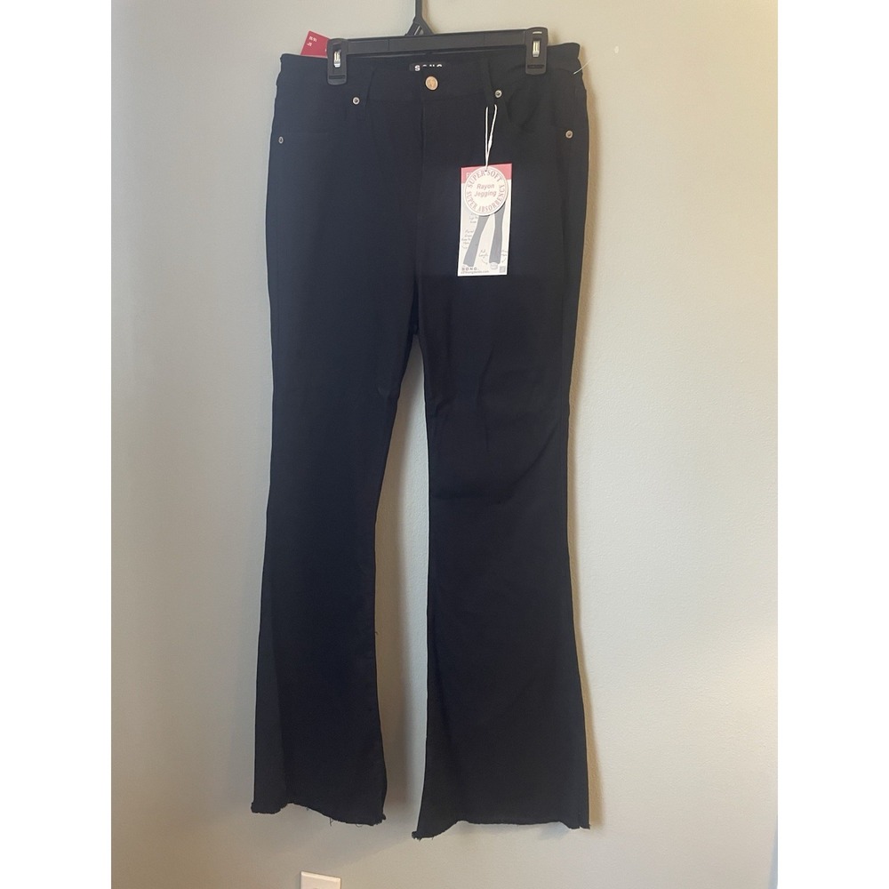 S.O.N.G Fit and Flare Jeans Juniors Size 15/32 Black‎ frayed hem stretchy jean